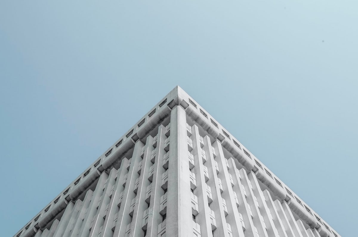 推特快读不快信：核对主语有没有换后再把前提补一句